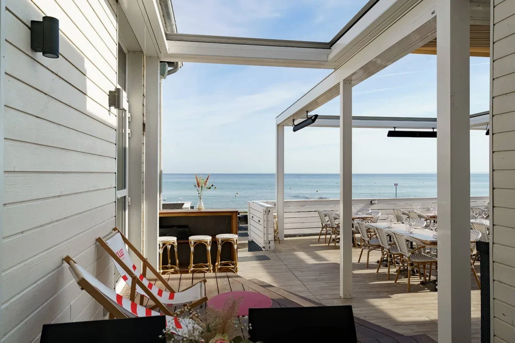 Bar La Fabrique in Lion-sur-Mer