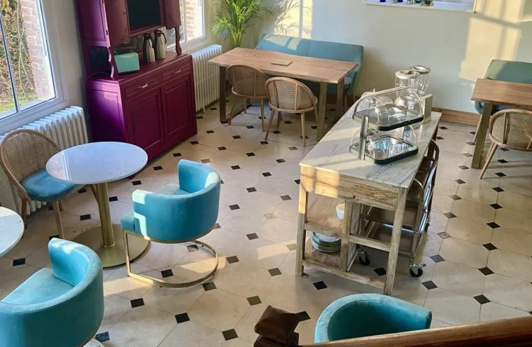 Intérieur de Aux Jolies Sources