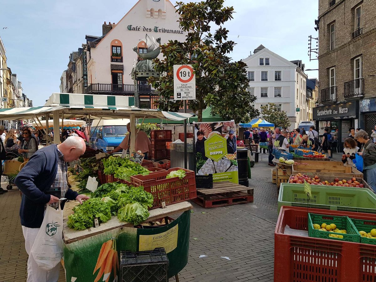 Auf dem Wochenmarkt von Dieppe