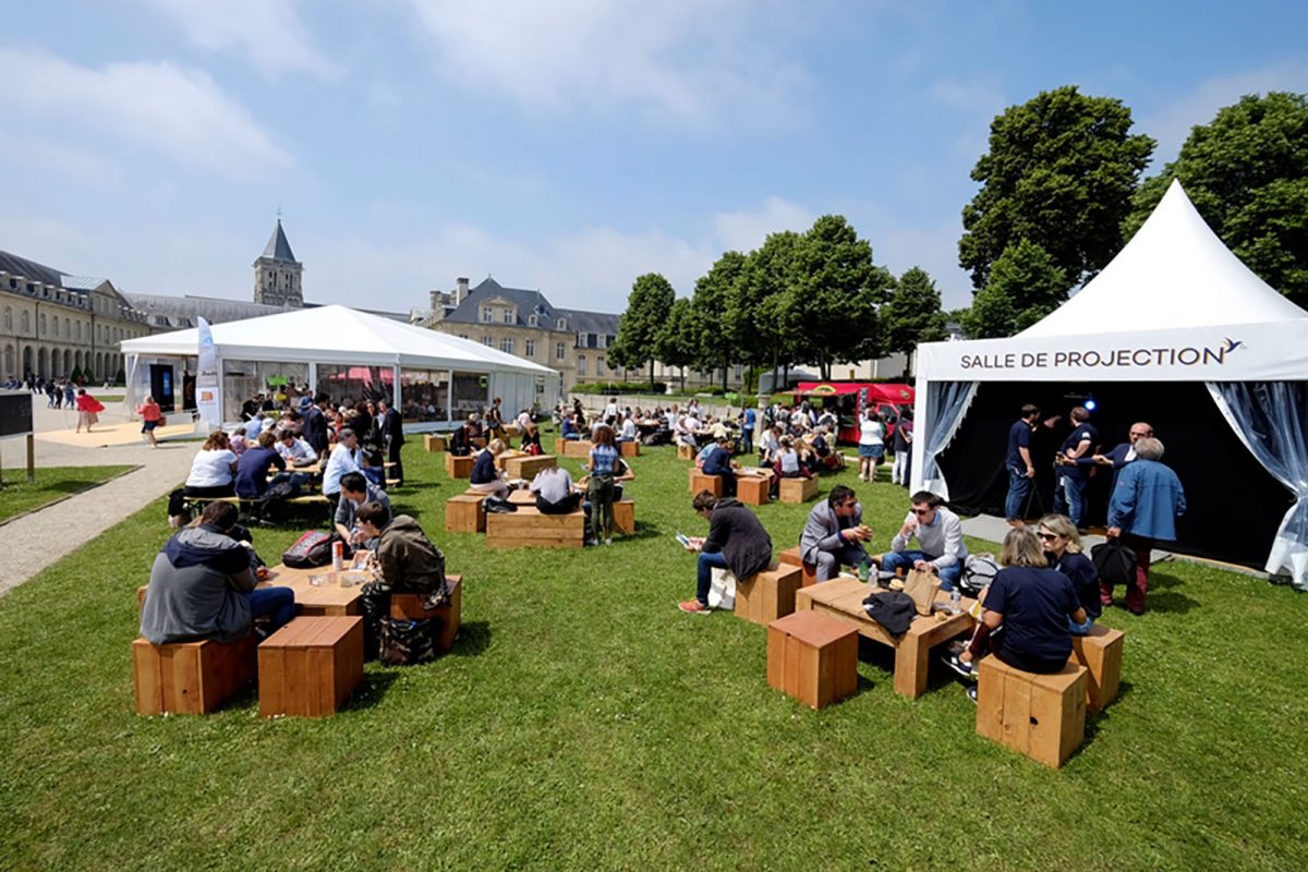 Village du Forum Mondial Normandie Pour la Paix