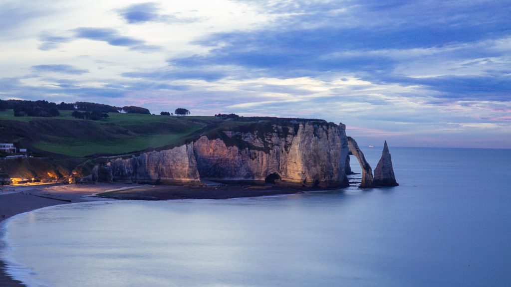 The famous cliffs in Étretat
