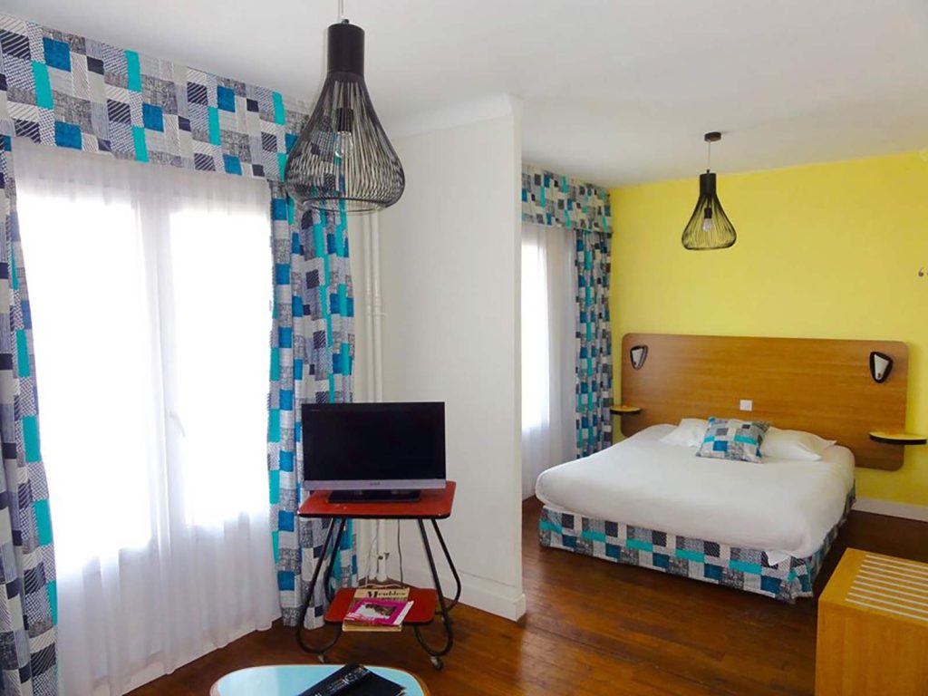 Chambre à l'hôtel Oscar au Havre