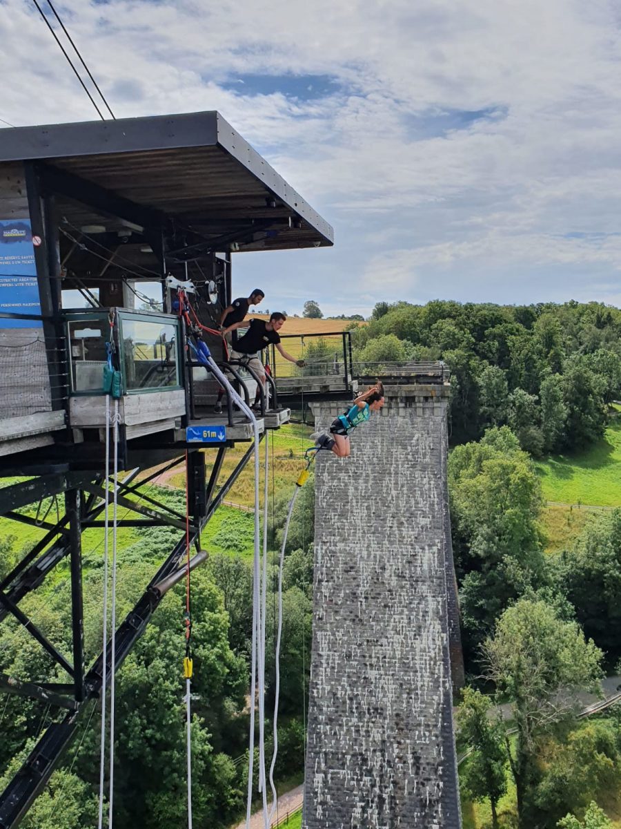 Saut à l