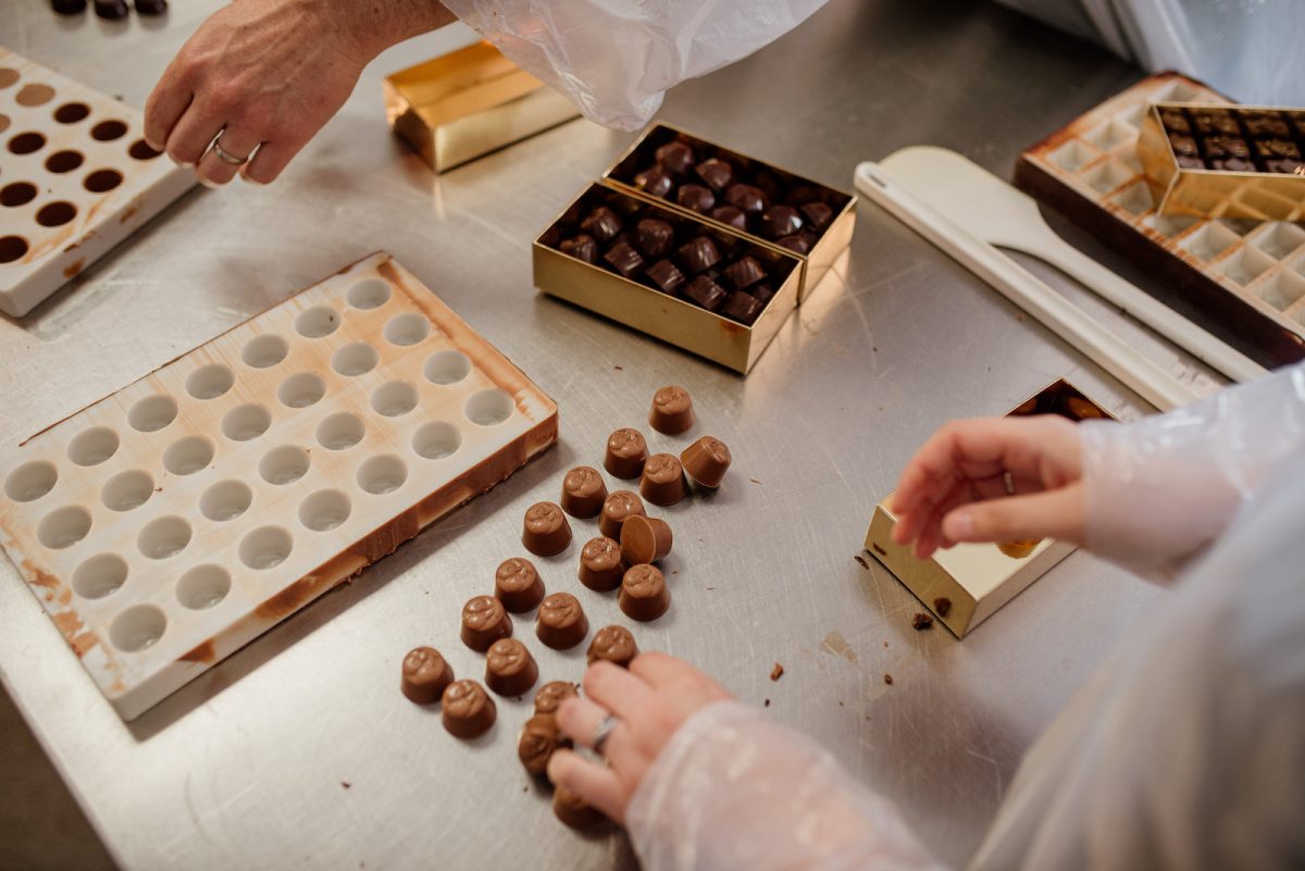 Démoulage des chocolats
