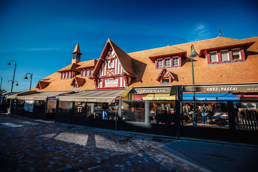 Halle aux poissons à Trouville