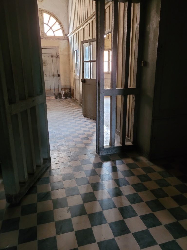 Entrée de la prison de Pont-l