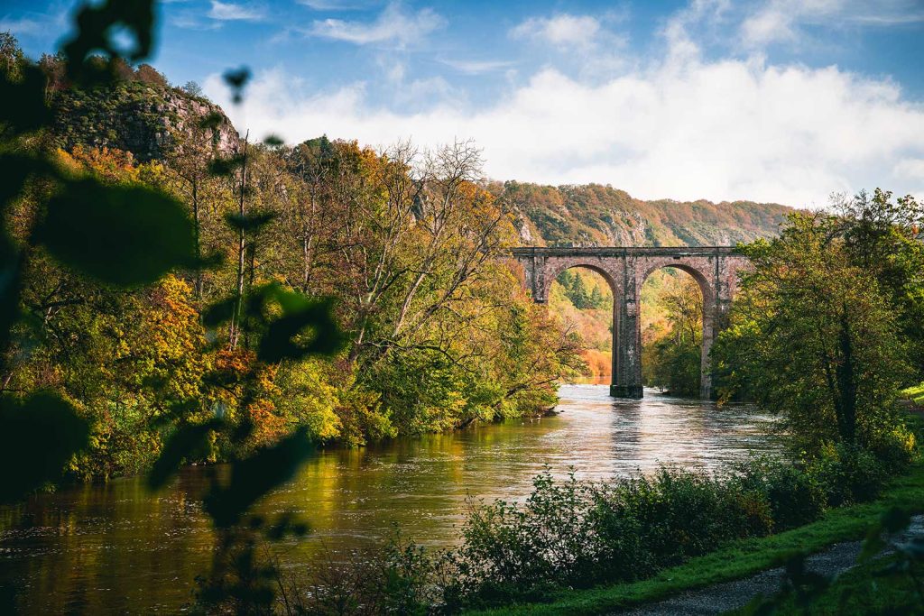 Viadukt du Vey in der Normannischen Schweiz