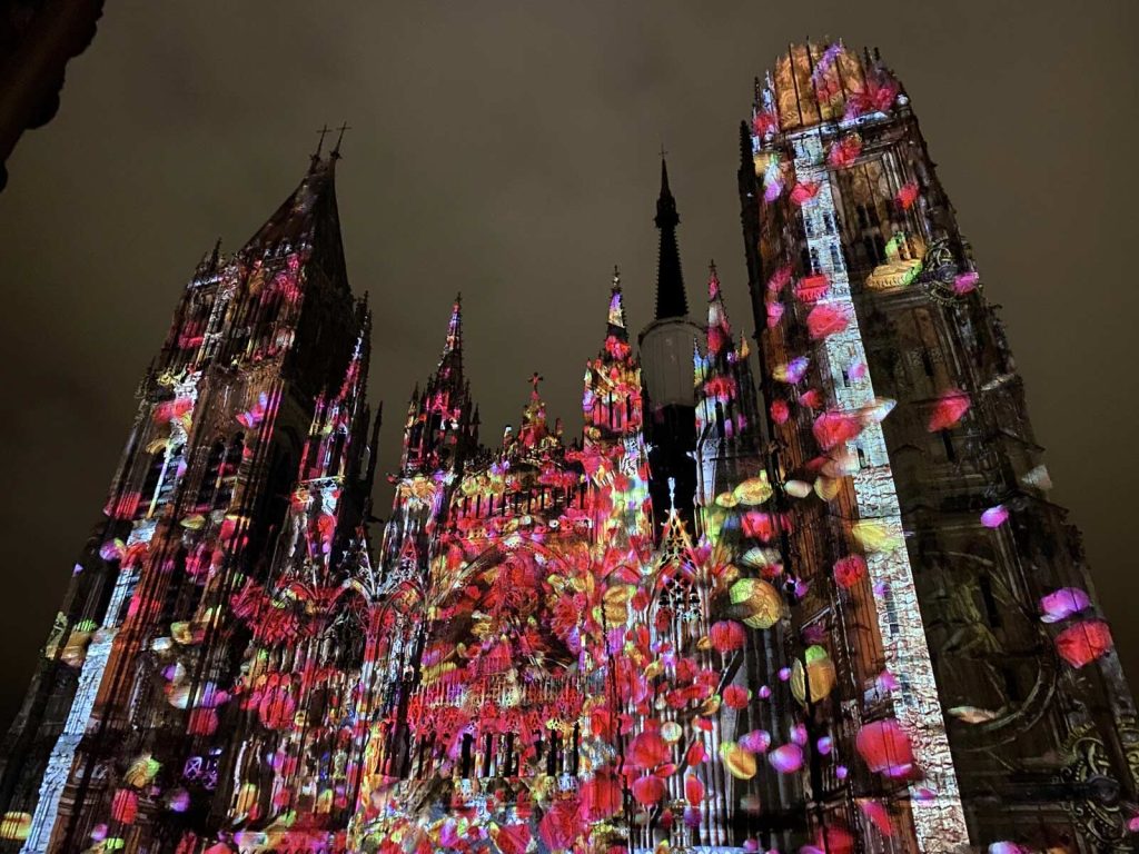 Rouen Cathedral light show