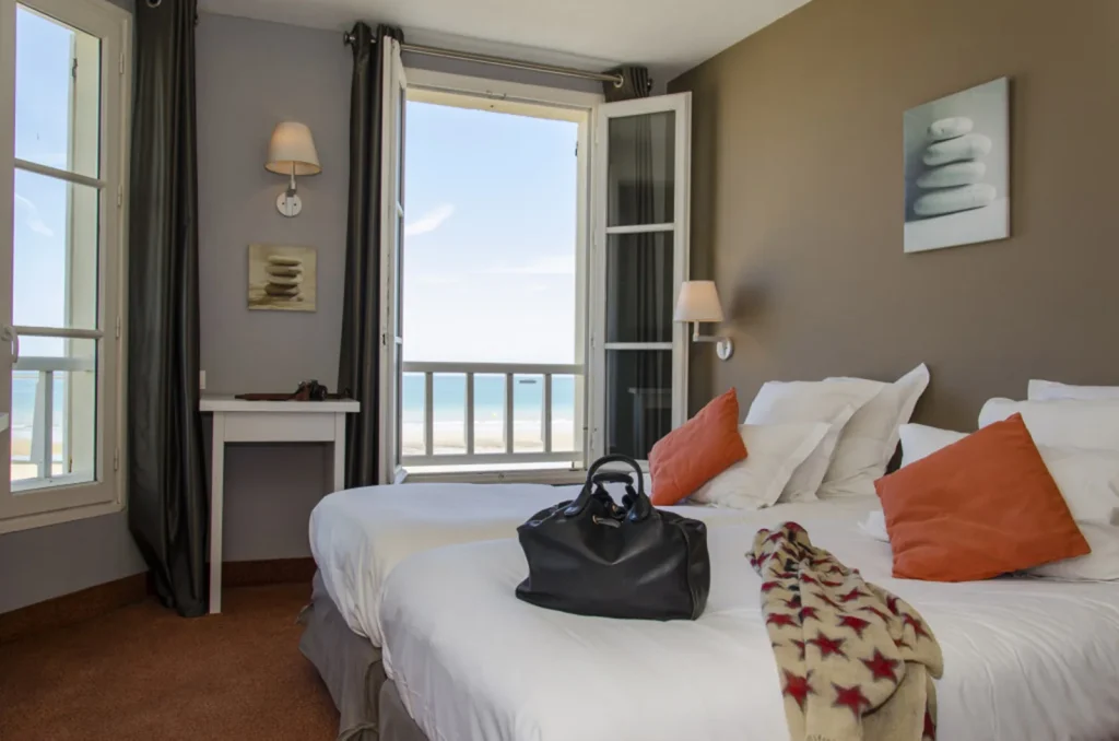 Hôtel la Marine Arromanches