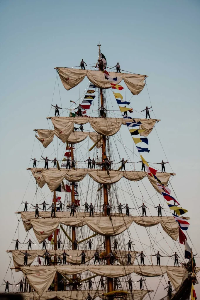 Armada de Rouen, marins sur les mats