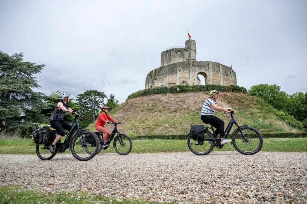 Cycling around Gisors Castle