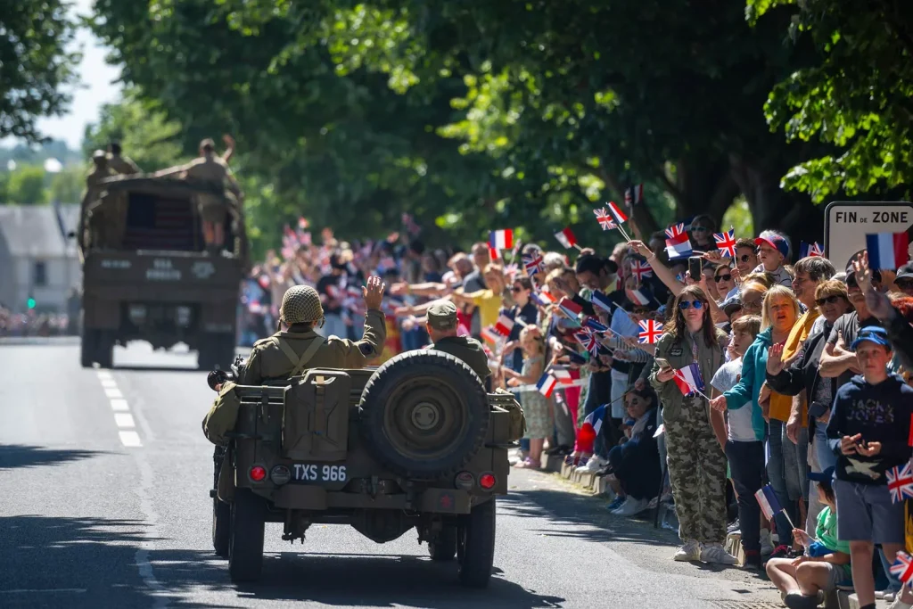 Parade à Bayeux pendant le D-Day Festival Normandy