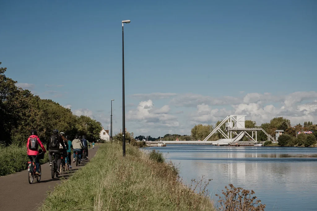 Balade commentée à vélo sur les traces du Commando Kieffer, le long du canal de l'Orne