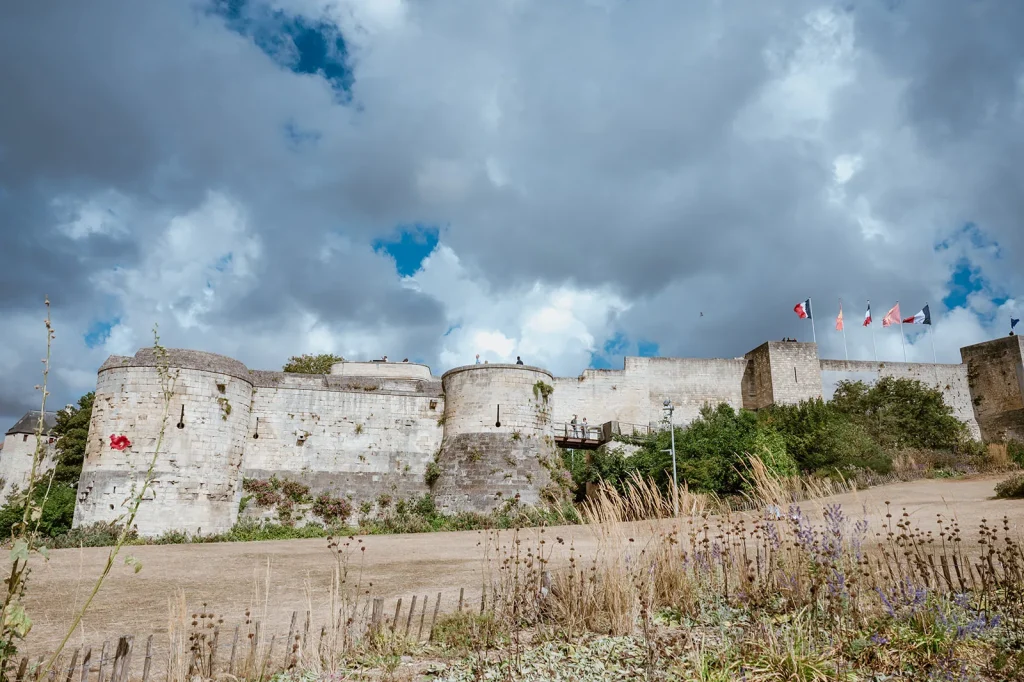 Château de Caen, l'une des plus grandes enceintes médiévales d'Europe