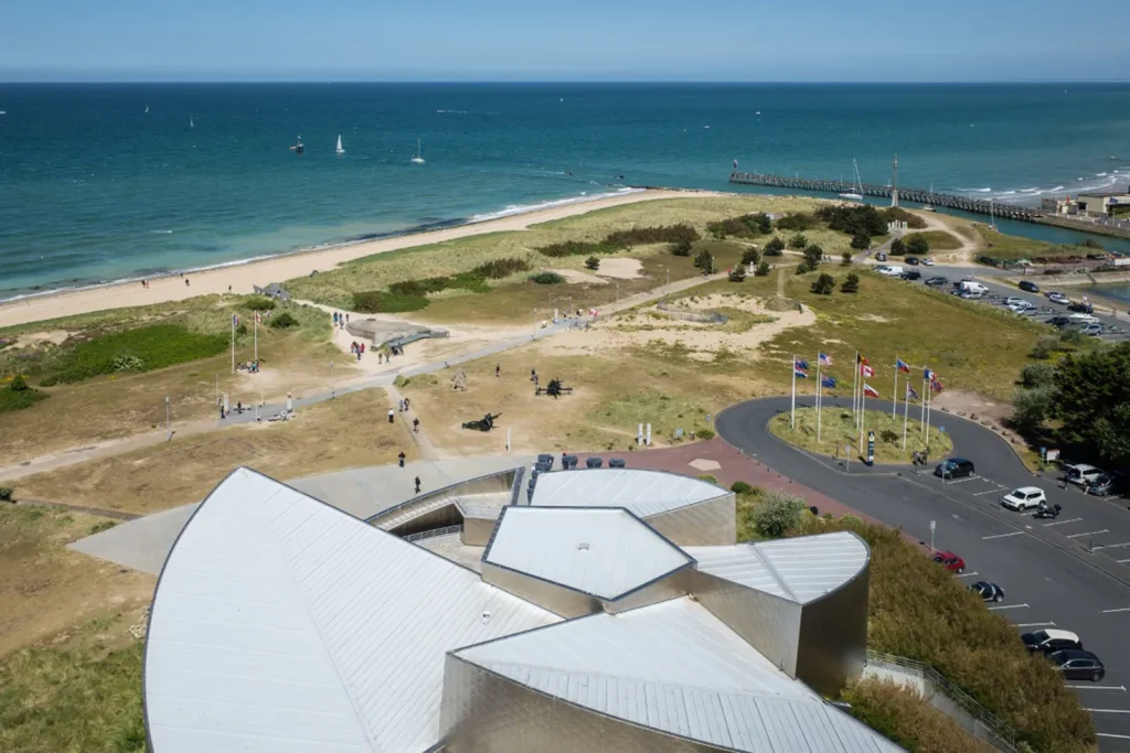 Centre Juno Beach vu du ciel, Courseulles-sur-Mer