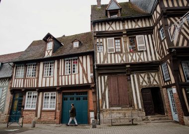 Maisons typiques à Bernay