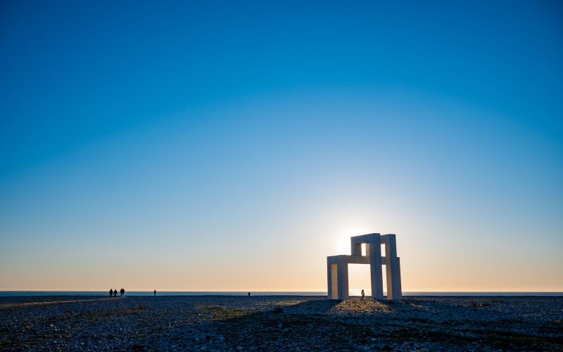 Oeuvre monumentale photogénique sur la plage du Havre