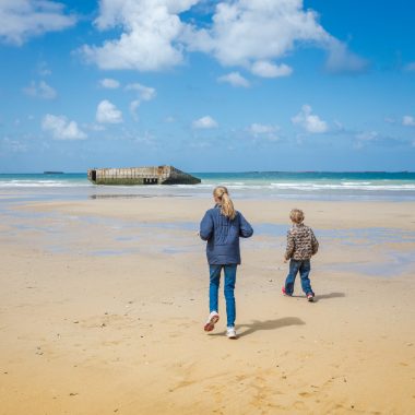 Enfants sur la plage
