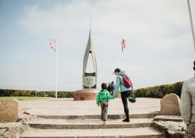 La Flamme du Mémorial aux commandos français à Sword Beach