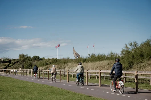 Balade à vélo sur les traces du commando Kieffer, Sword Beach