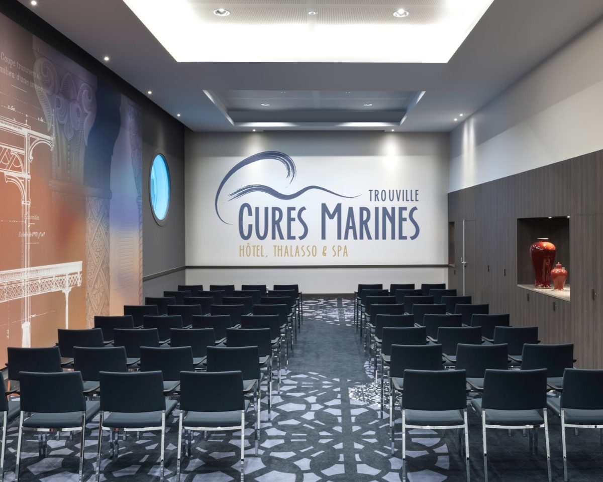 Salle Les Cures Marines