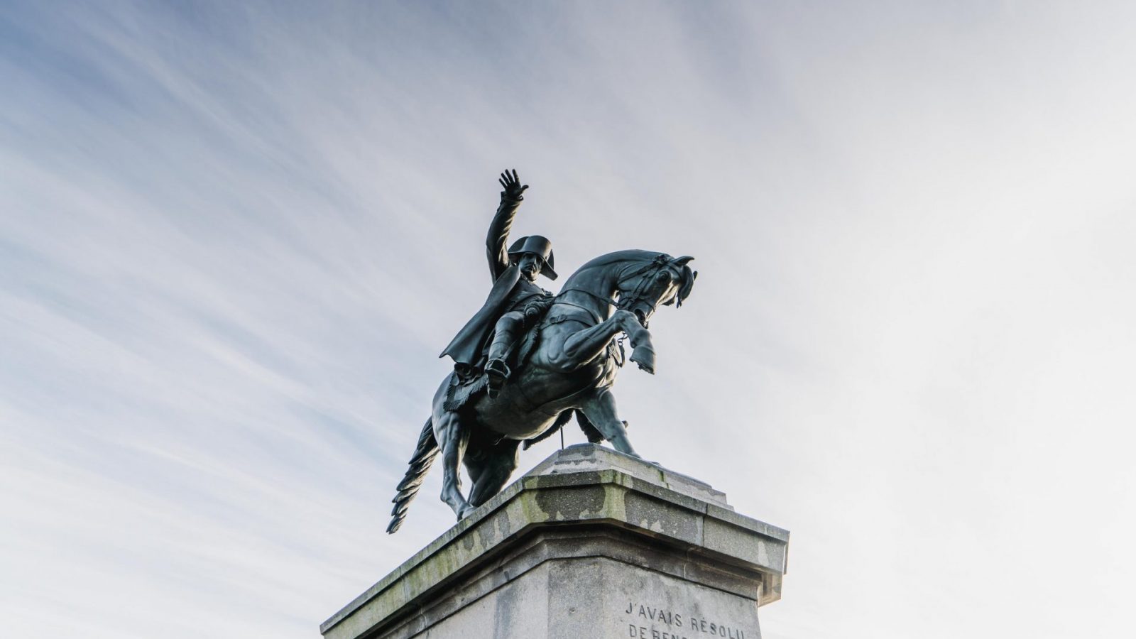 statue-napoleon-cherbourg-aymeric-picot-cotentin-unique